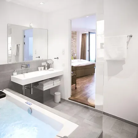 1st Floor 2 Отель Кёльн