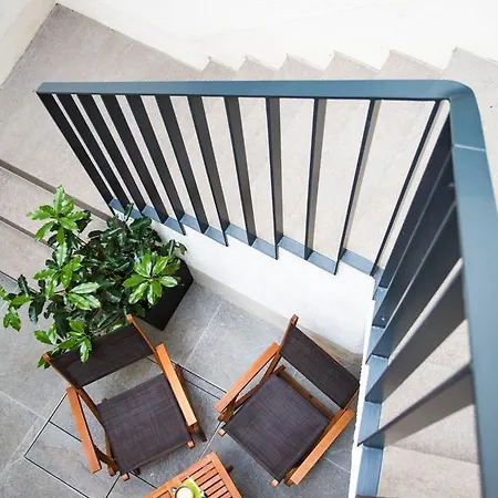 Отель 1st Floor 2 Кёльн