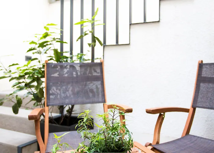 1st Floor 2 4* Cologne